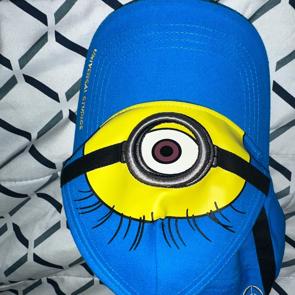 KIDS Universal Studios MINIONS DESPICABLE ME MINION MAYHEM BLUE HAT CAP